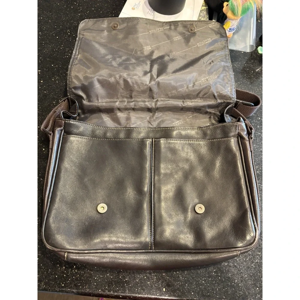 KENNETH COLE REACTION Messenger‎ Briefcase Brown Leather Laptop Bag